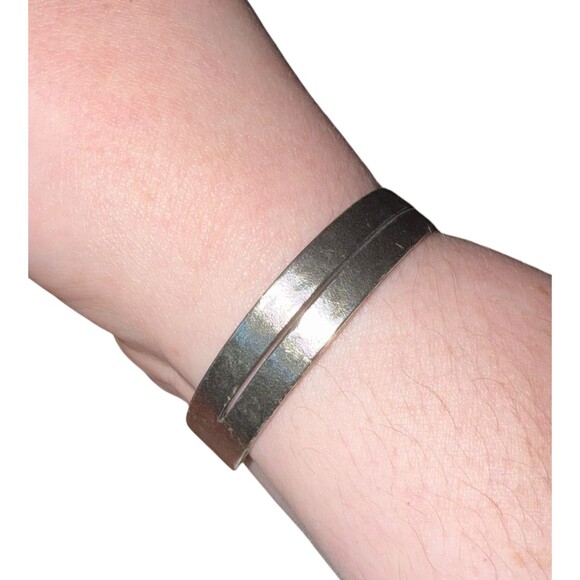 J. Jill Metal Cuff Bracelet Silver Tone Textured Rustic Minimalist Boho Classic - Picture 10 of 11